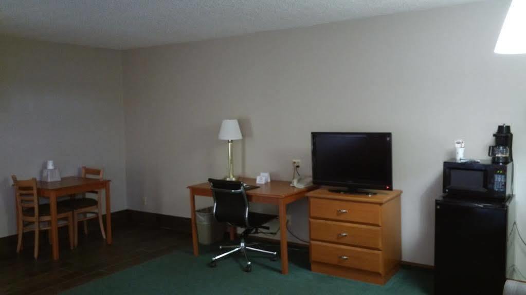 Hotel Super 8 By Wyndham Keokuk Extérieur photo