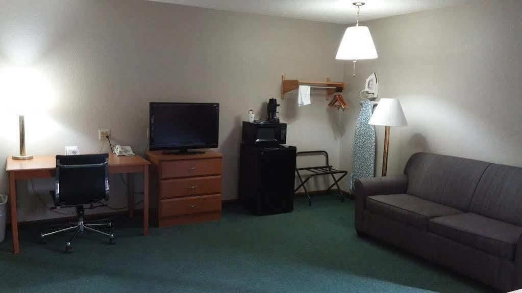 Hotel Super 8 By Wyndham Keokuk Extérieur photo